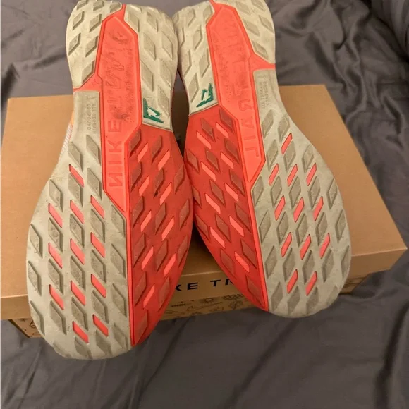 Nike Pegasus 5 Trail Running Shoes - Picture 4 of 6